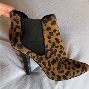 Dolce vita suede heeled booties
